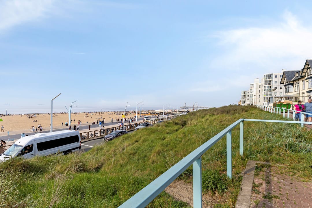 Foto 46 van Zeekant 48-C