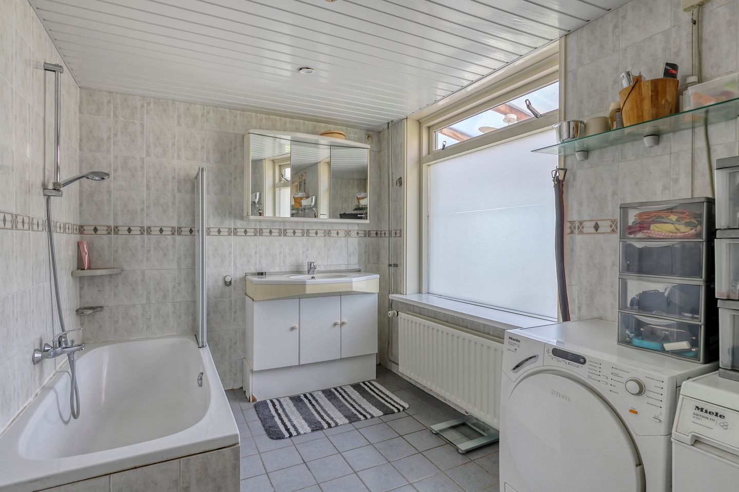 Photo 10 of Waalweg 43