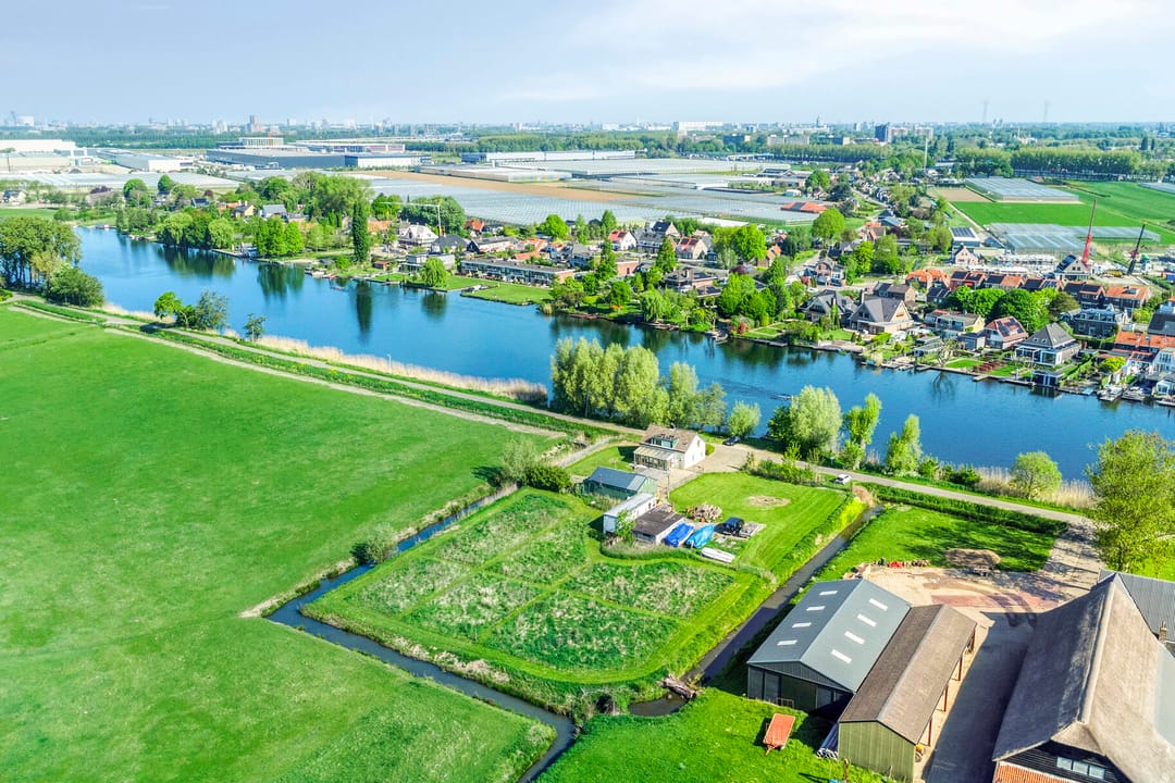 Photo 26 of Waalweg 43