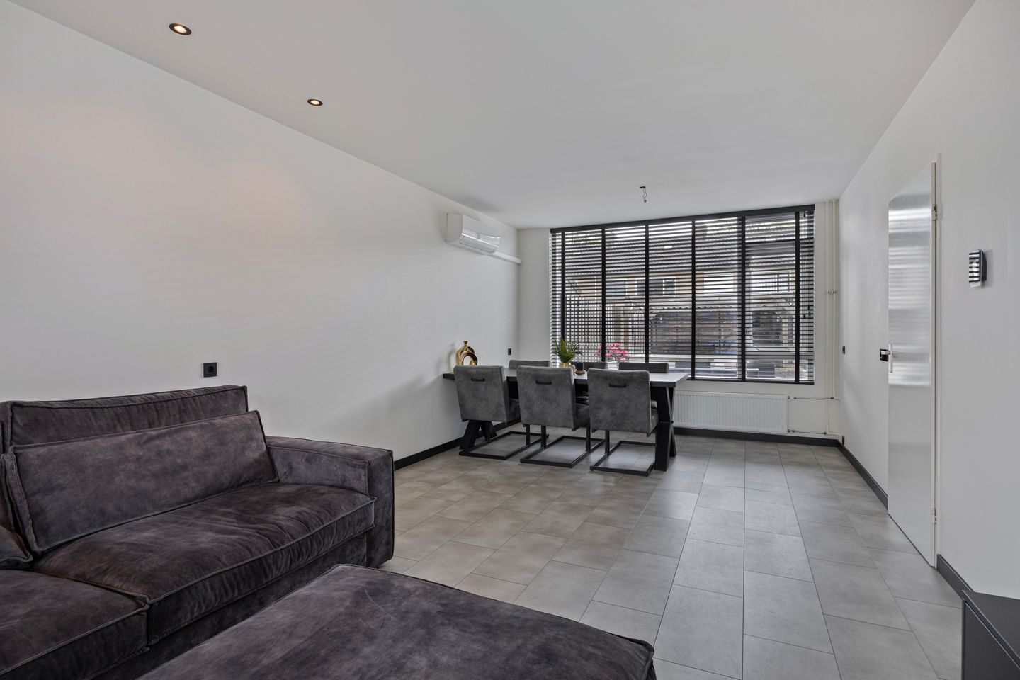 Foto 10 van Genechtstraat 12