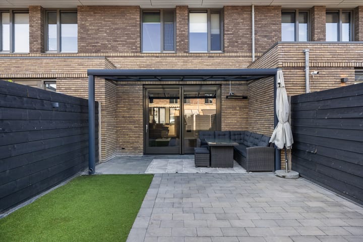 Foto 2 van Heerenhuis 14