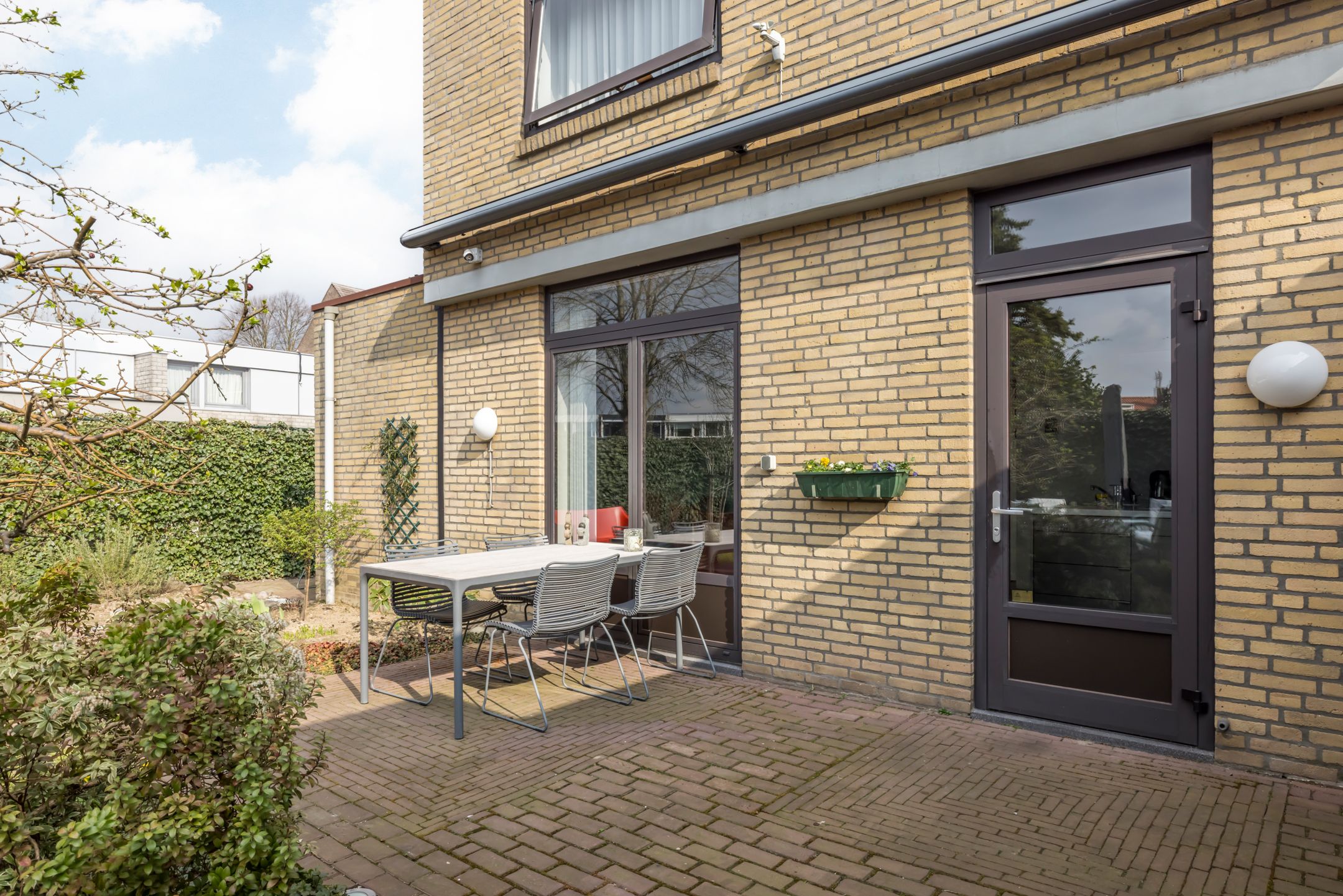 Foto 45 van Essenstraat 12