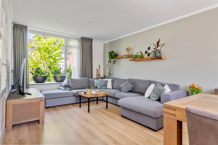 Photo 18 of Uiverstraat 5