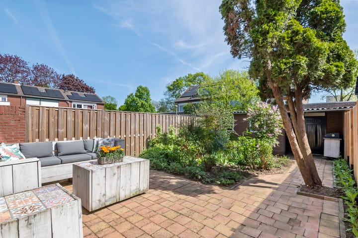 Photo 37 of Uiverstraat 5