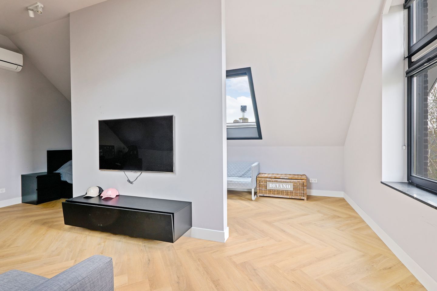 Foto 35 van van Beekstraat 61