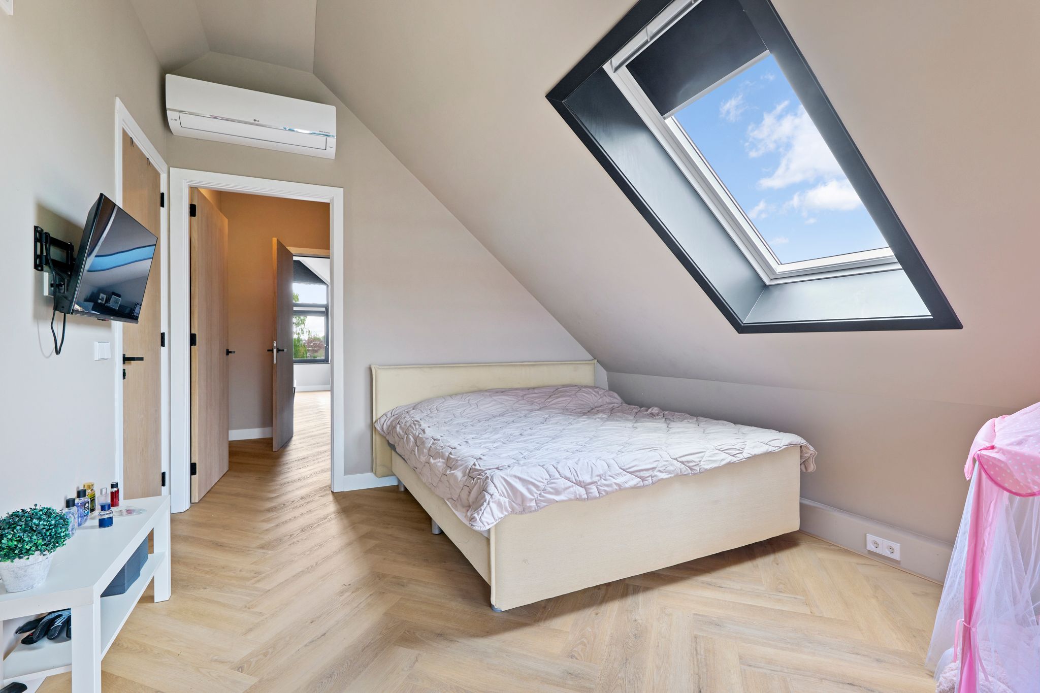 Foto 39 van van Beekstraat 61