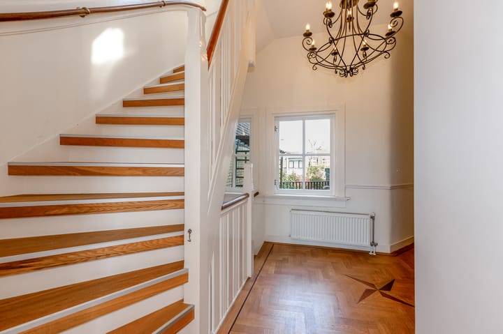 Foto 9 van Thomsonplein 2