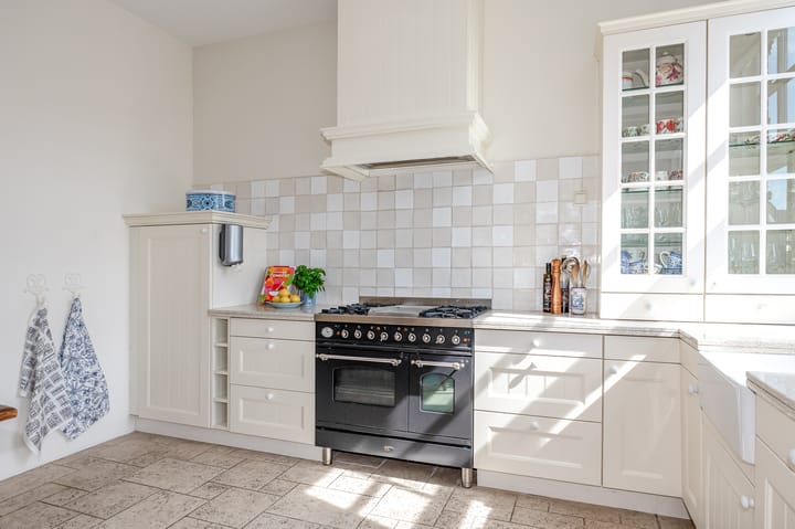 Foto 24 van Thomsonplein 2