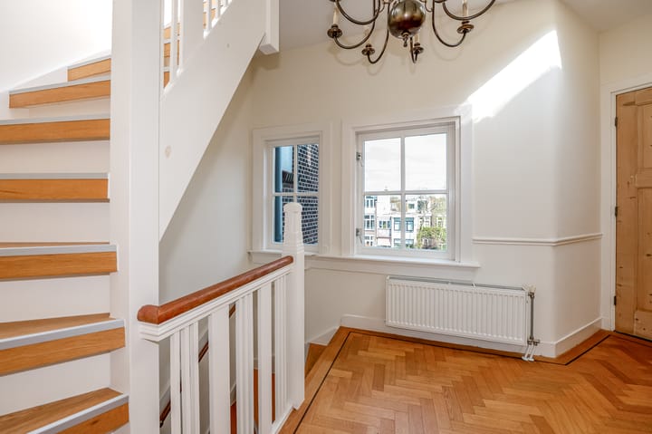 Foto 41 van Thomsonplein 2