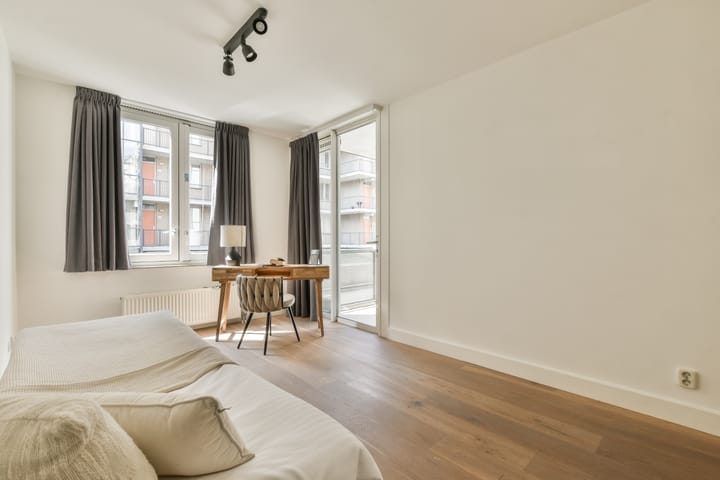 Foto 20 van Jodenbreestraat 16-B