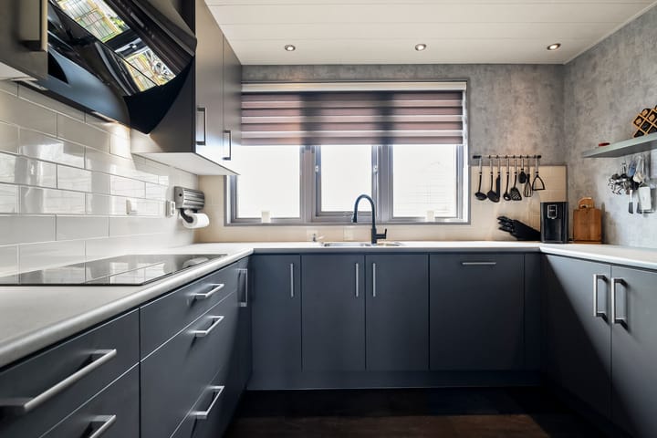 Foto 2 van Kruiszwin 2305