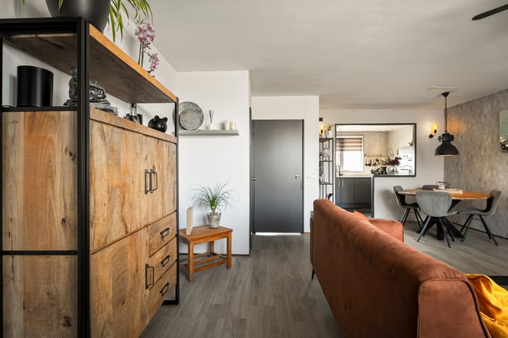 Foto 8 van Kruiszwin 2305