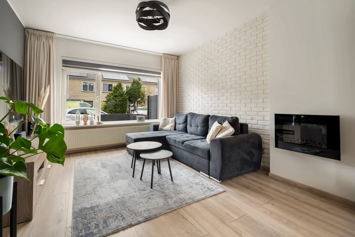 Foto 7 van Van Barenstraat 5