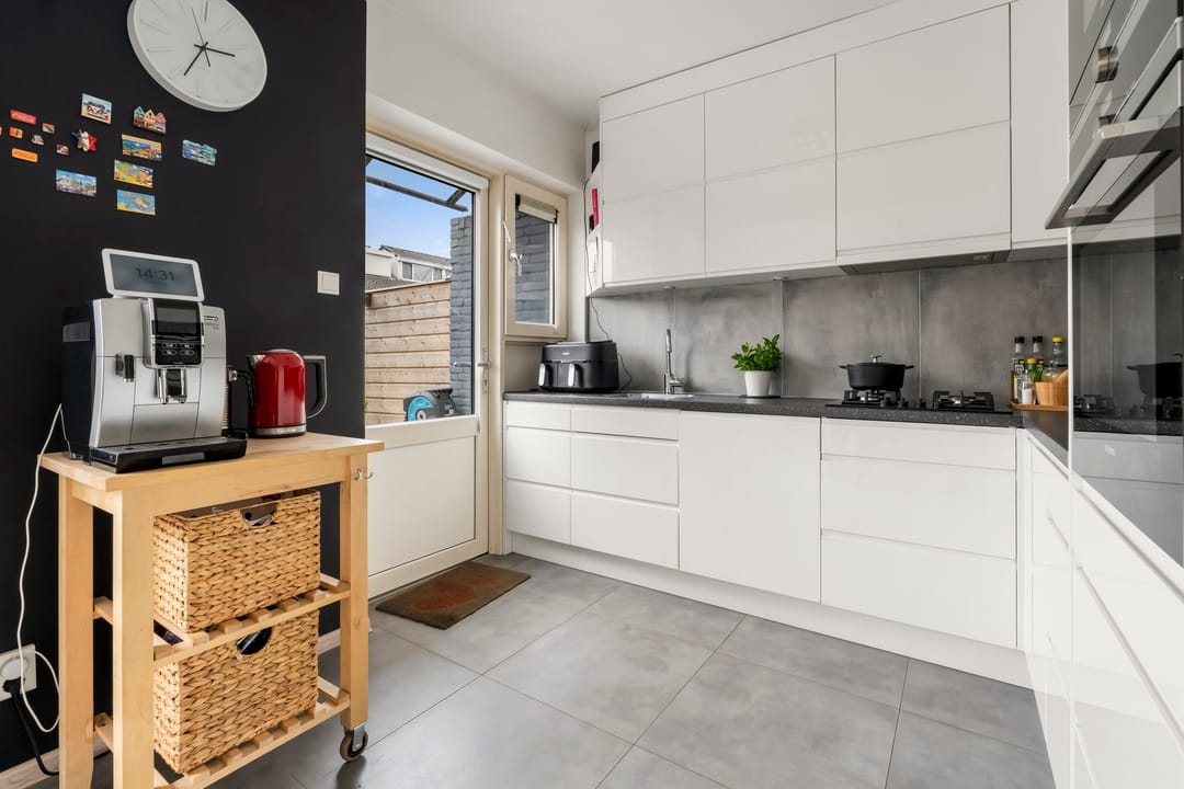 Foto 13 van Van Barenstraat 5