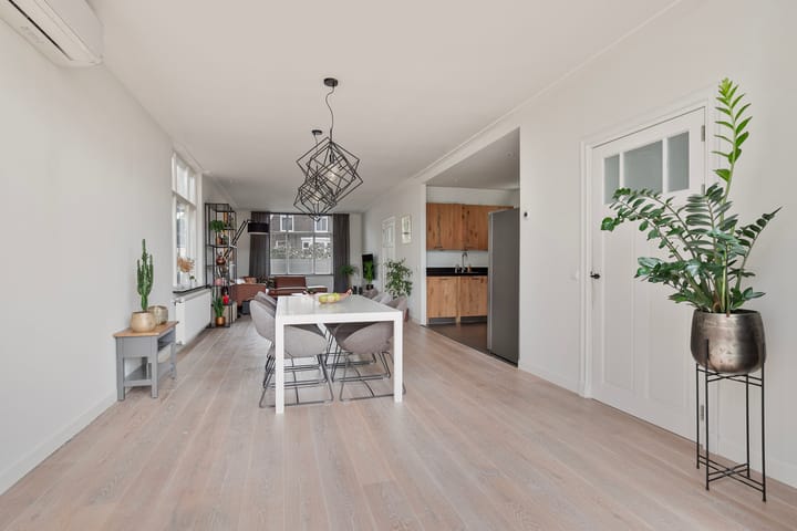 Foto 13 van Floraliastraat 73