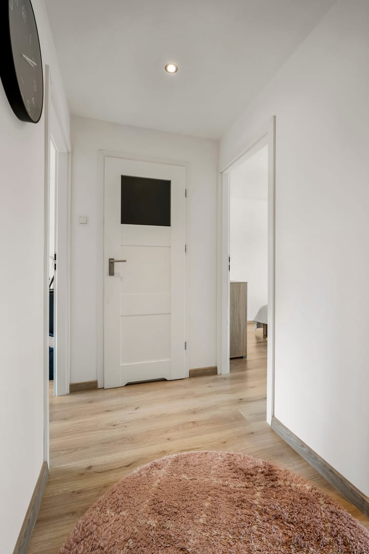 Foto 20 van Van Barenstraat 5