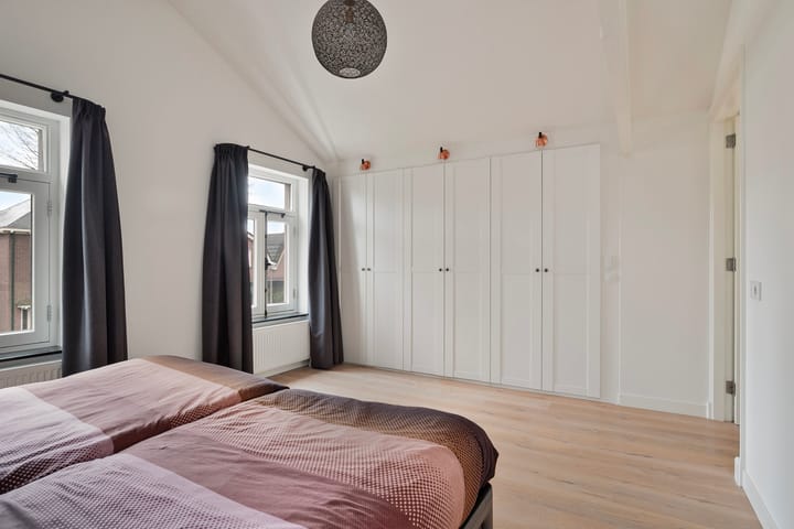 Foto 25 van Floraliastraat 73