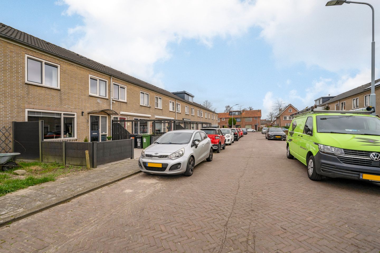 Foto 35 van Van Barenstraat 5