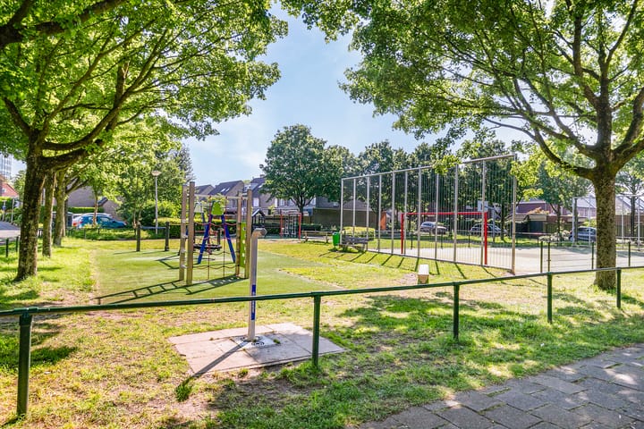 Foto 41 van Floraliastraat 73