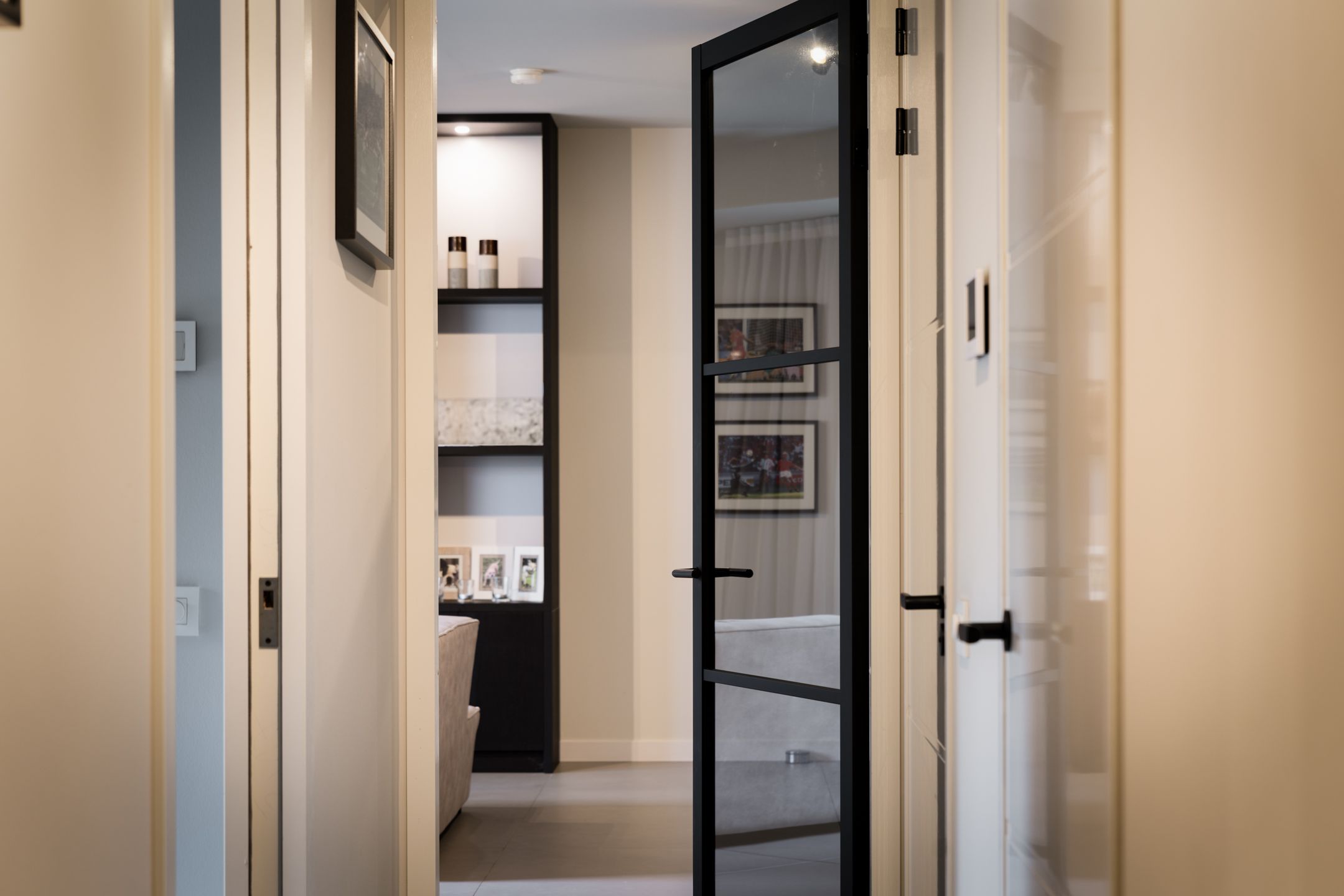 Photo 15 of Burgemeester Rijnderslaan 34