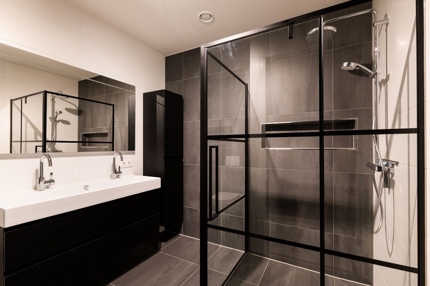 Photo 20 of Burgemeester Rijnderslaan 34