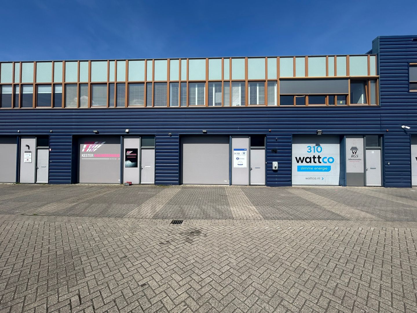 Bekijk foto 1 van Honderdland 312