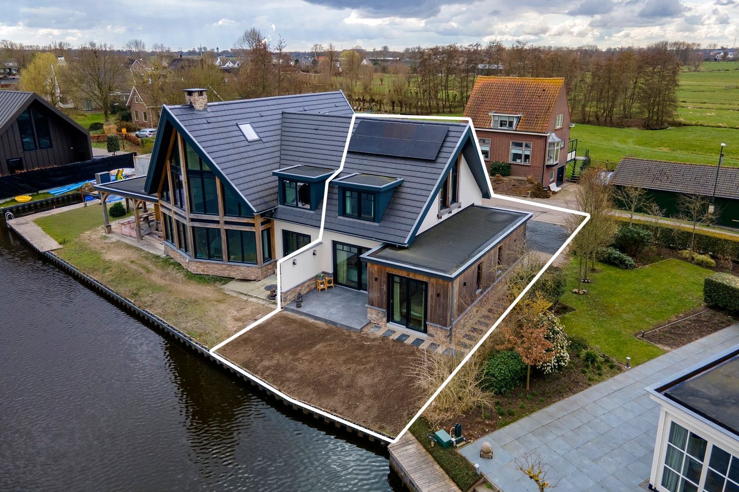 Foto 1 van Bovenkerkseweg 31