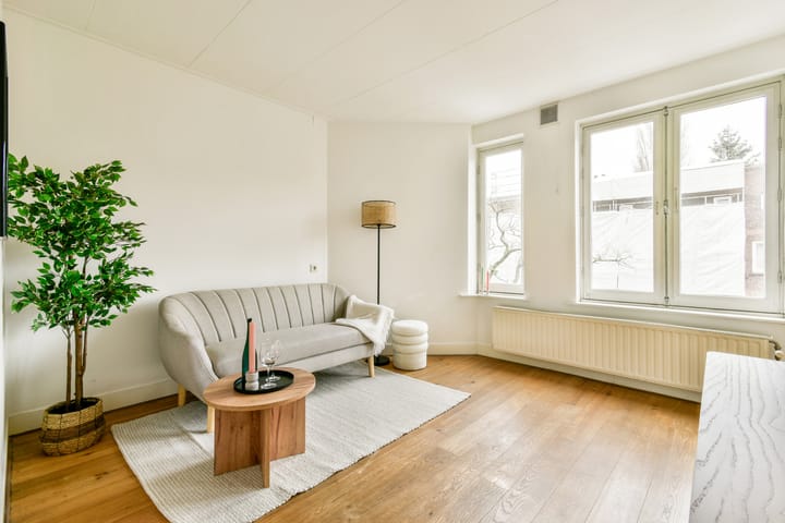 View photo of John Franklinstraat 59 3