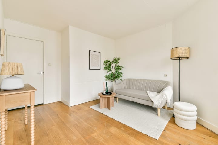 Photo 6 of John Franklinstraat 59-3