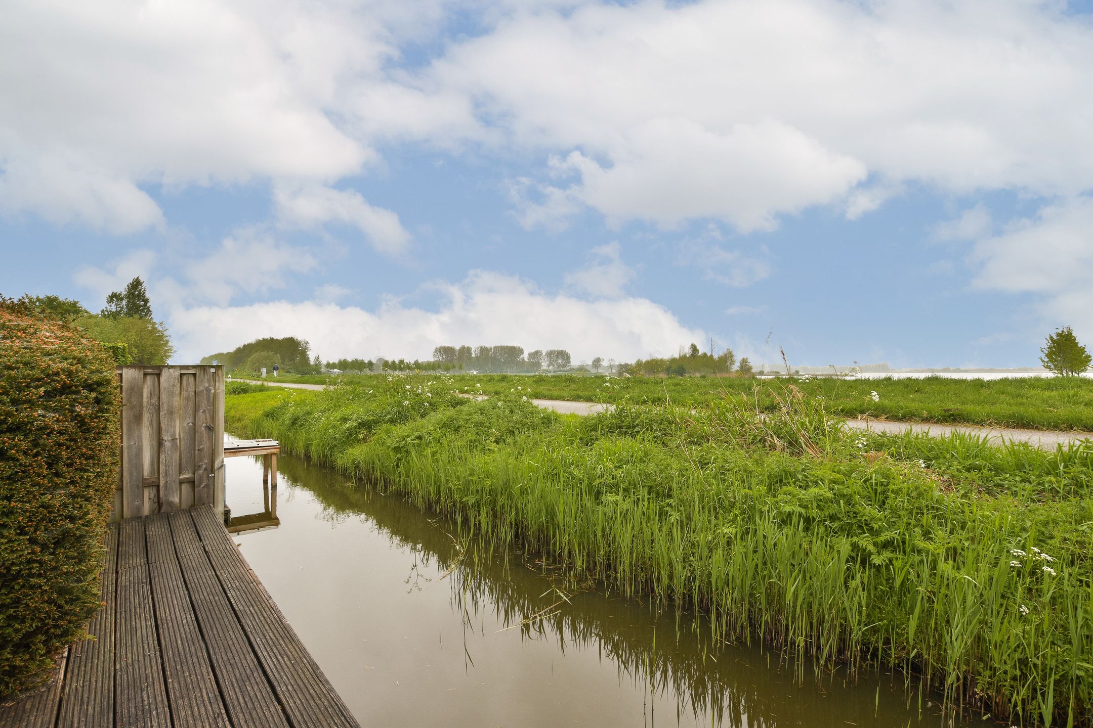 Foto 30 van Overweg 163