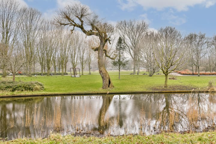 Photo 15 of John Franklinstraat 59-3