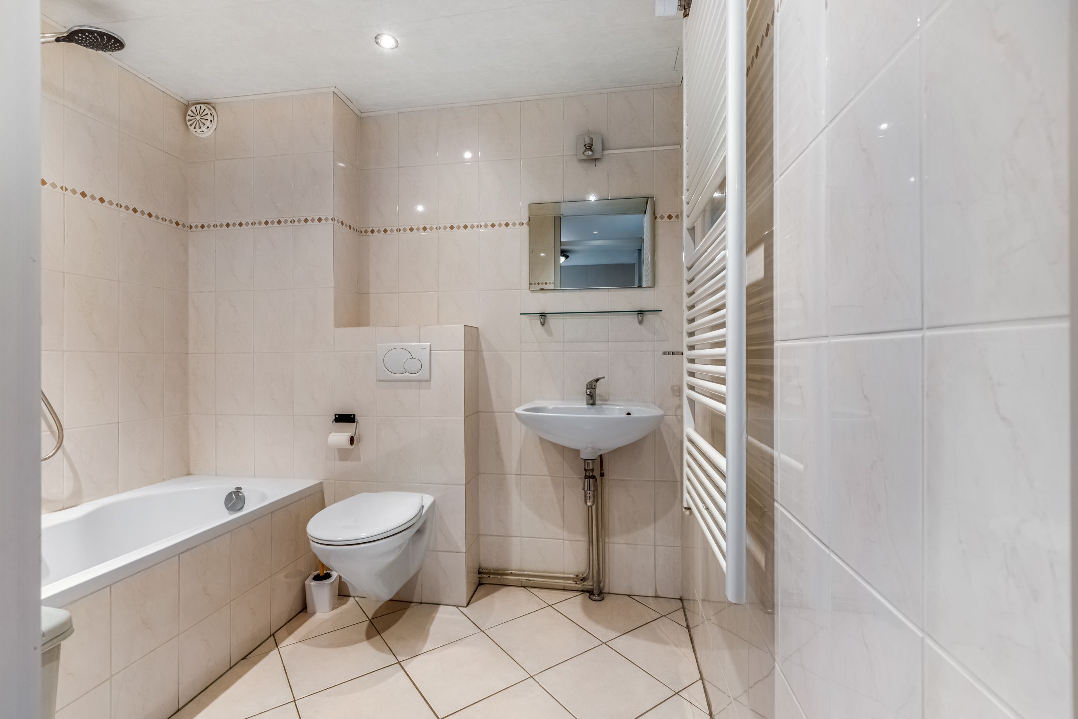 Photo 15 of Boedelhof 28