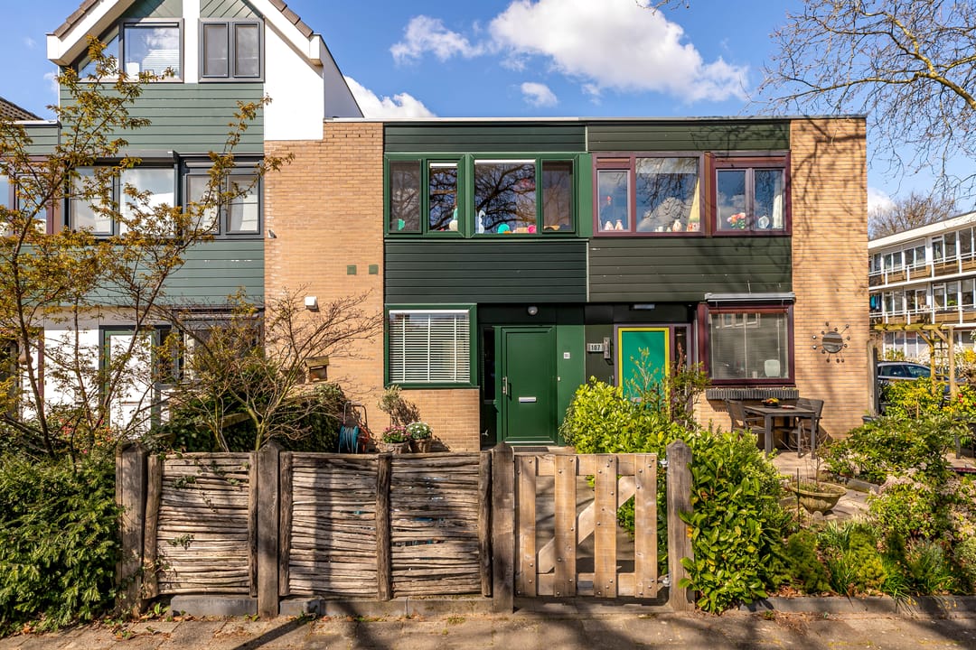 Foto 1 van Valkenkamp 105