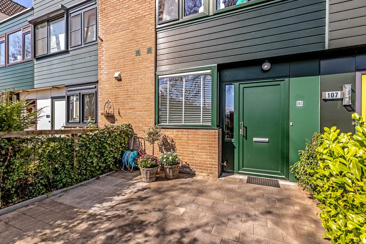 Foto 3 van Valkenkamp 105