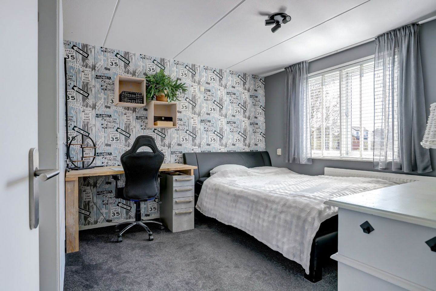 Foto 29 van Bandstraat 12