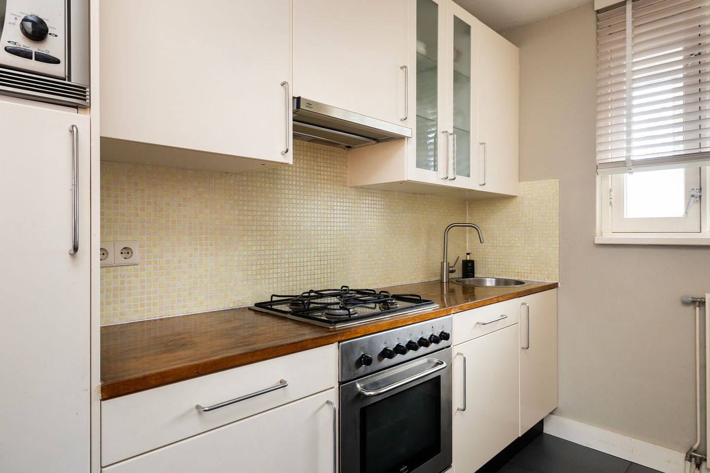 Foto 10 van Graaf Adolflaan 8