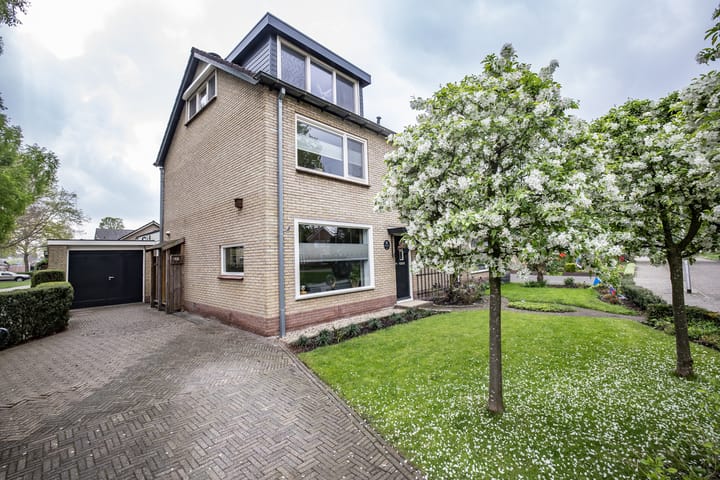 Foto 6 van Hortensiastraat 16