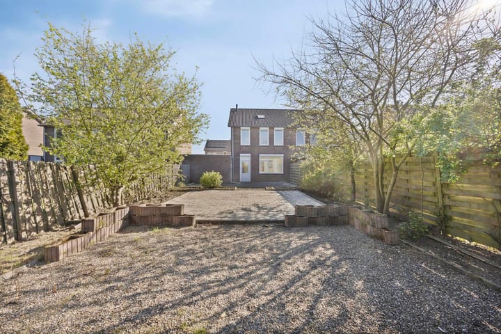 Foto 5 van Eglantier 53