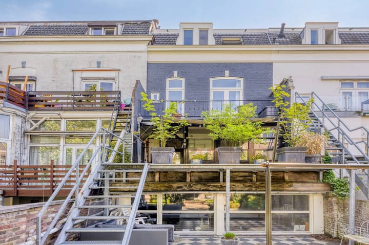 Foto 24 van St. Annastraat 30