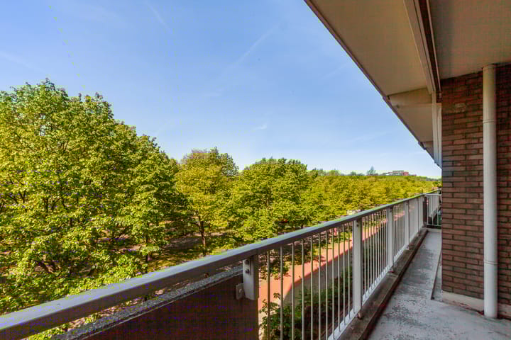 Foto 16 van Holysingel 84