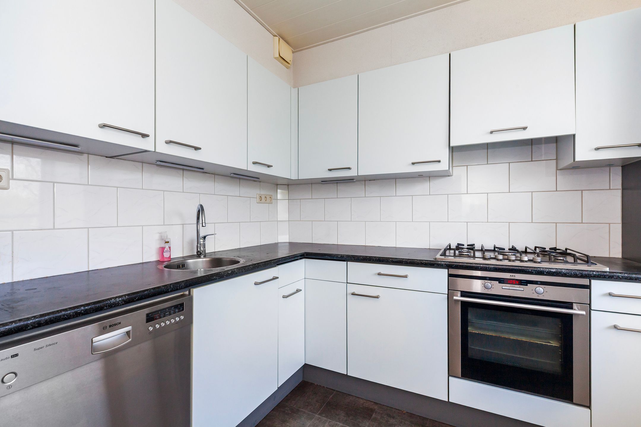 Foto 18 van Holysingel 84