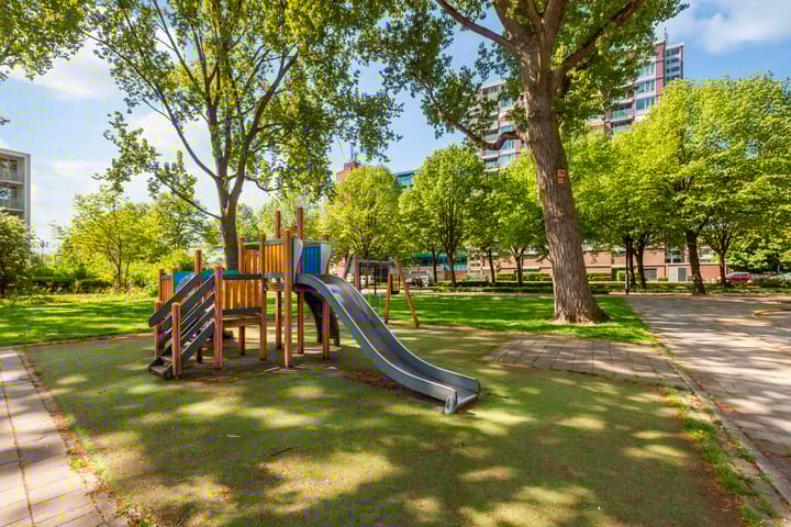 Foto 32 van Holysingel 84