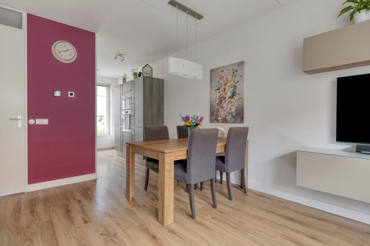 Foto 5 van Tolstraat 8