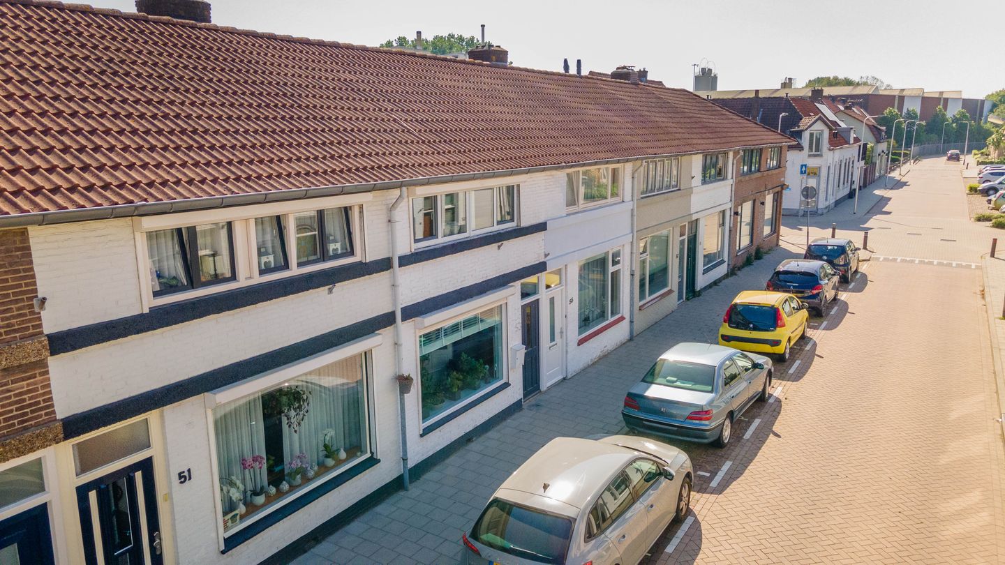 Foto 1 van De Ruijterstraat 53