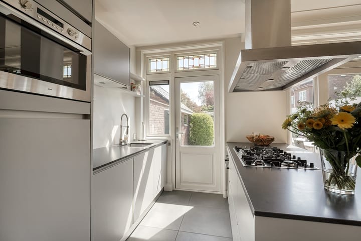 Foto 23 van Leidseweg 144