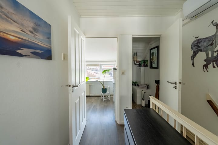 Photo 40 of De Ruijterstraat 53