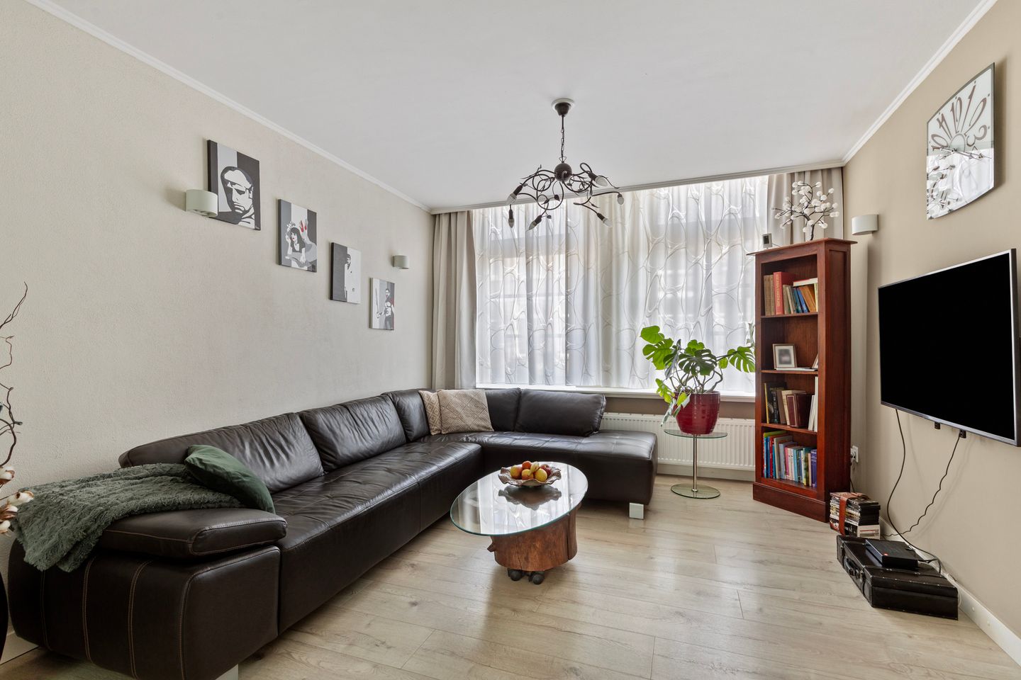 Photo 10 of Snelliusstraat 8