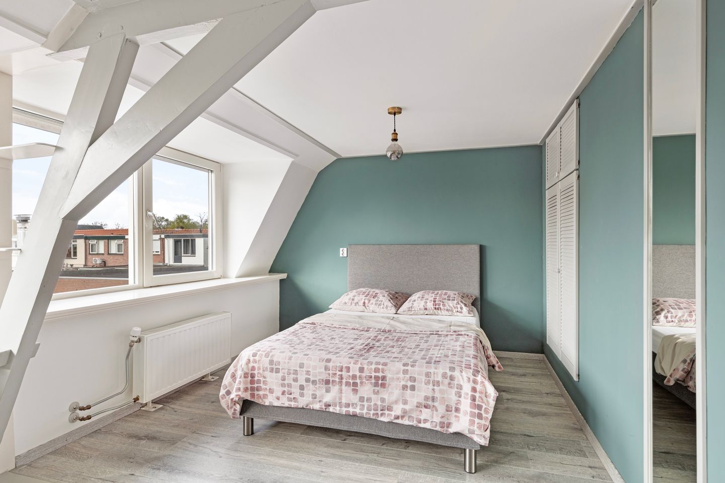 Photo 35 of Snelliusstraat 8