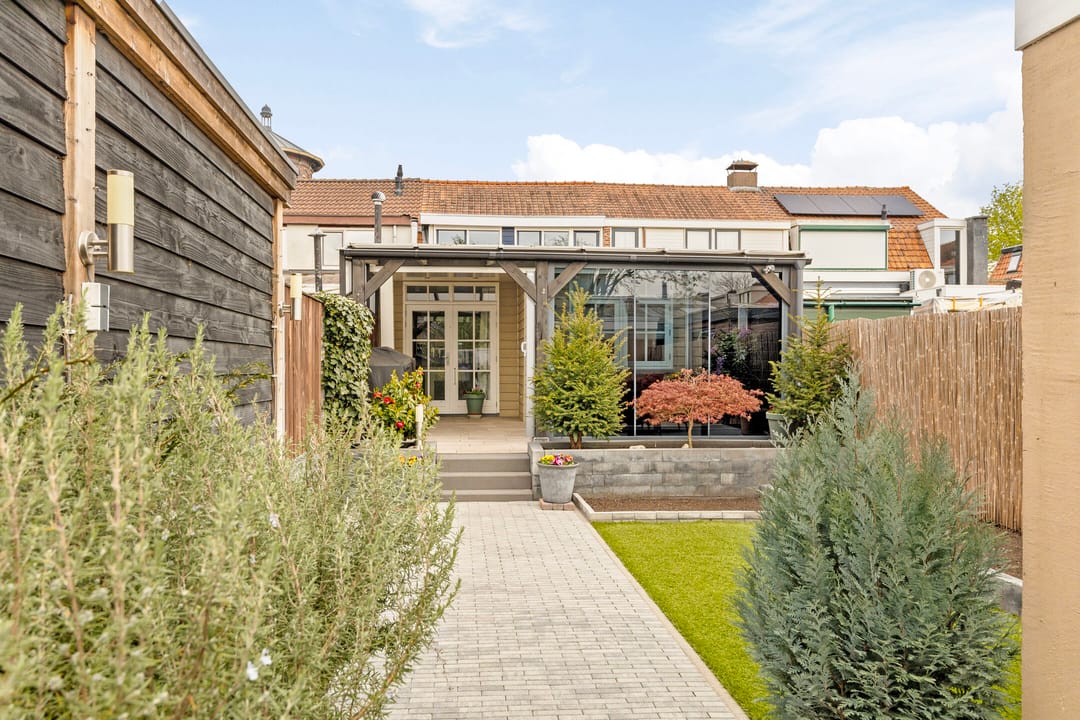 Photo 43 of Snelliusstraat 8