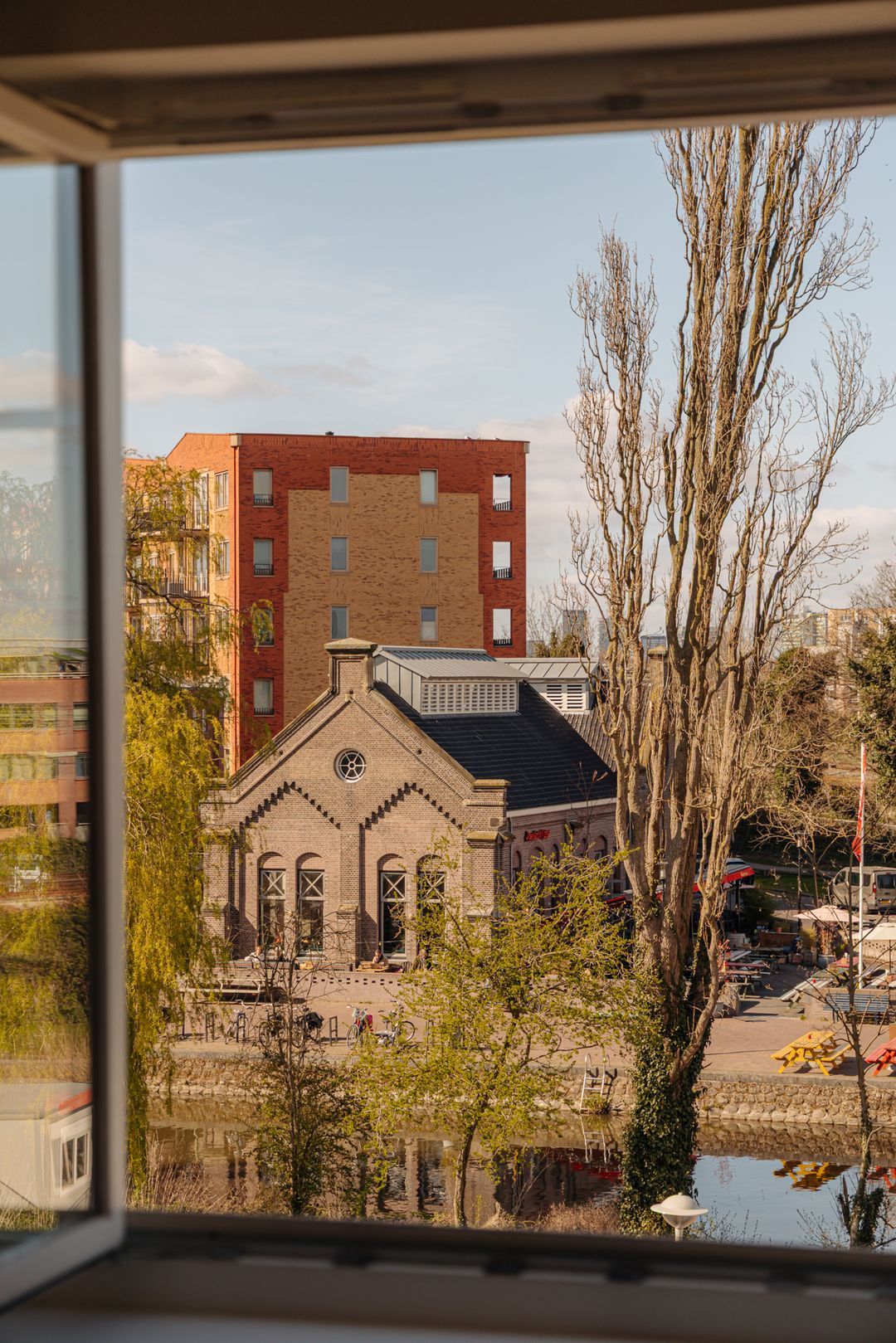 Foto 7 van Hogeweg 132-3